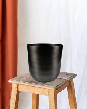 Maceta negra d20cm